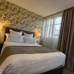 Chamar 4* 파리